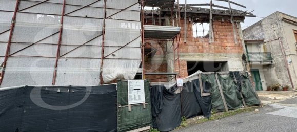 5 rooms House in Villafranca Tirrena, Italy No. 291994 36