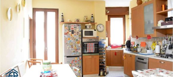Apartamento de 2 dormitorios en Cinisello Balsamo, Italy No. 331620 8