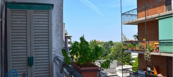 Apartamento de 2 dormitorios en Cinisello Balsamo, Italy No. 331620 9