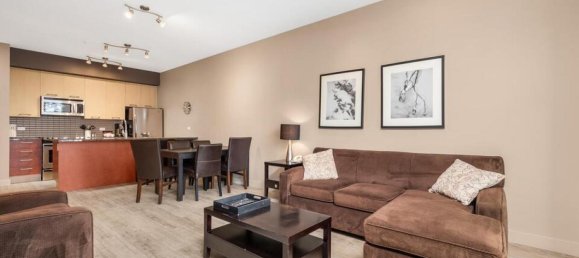 Studio in the Condo in British Columbia, Canada No. 1185 8