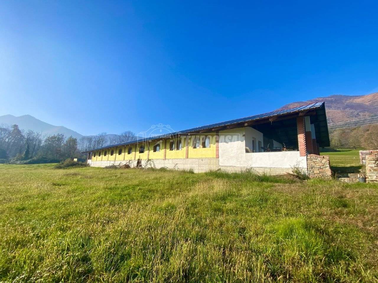 5-Zimmer Gewerbliche Immobilie in Varisella, Italy, Nr. 145119