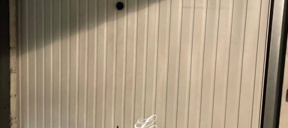 Garage in Paris, France, Nr. 138848 4