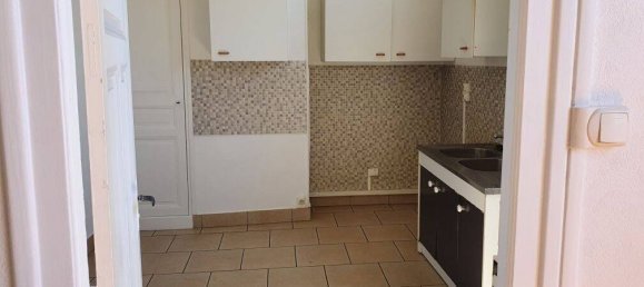 Коммерческая недвижимость 445м² в Йевр, Франция № 231838 5