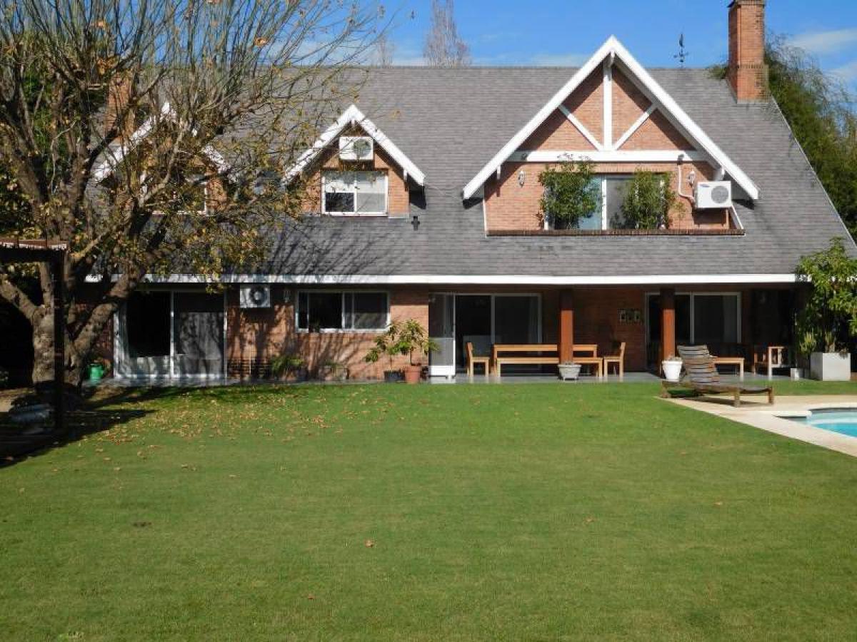 5 bedrooms House in Tigre, Argentina No. 7923