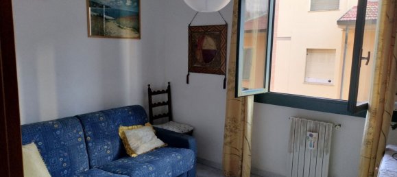 3 bedrooms Apartment in Cecina, Italy No. 325813 2