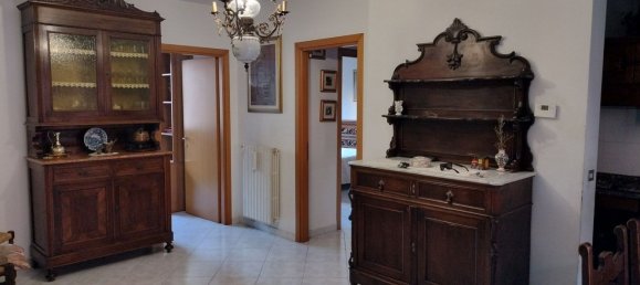 3 bedrooms Apartment in Cecina, Italy No. 325813 3
