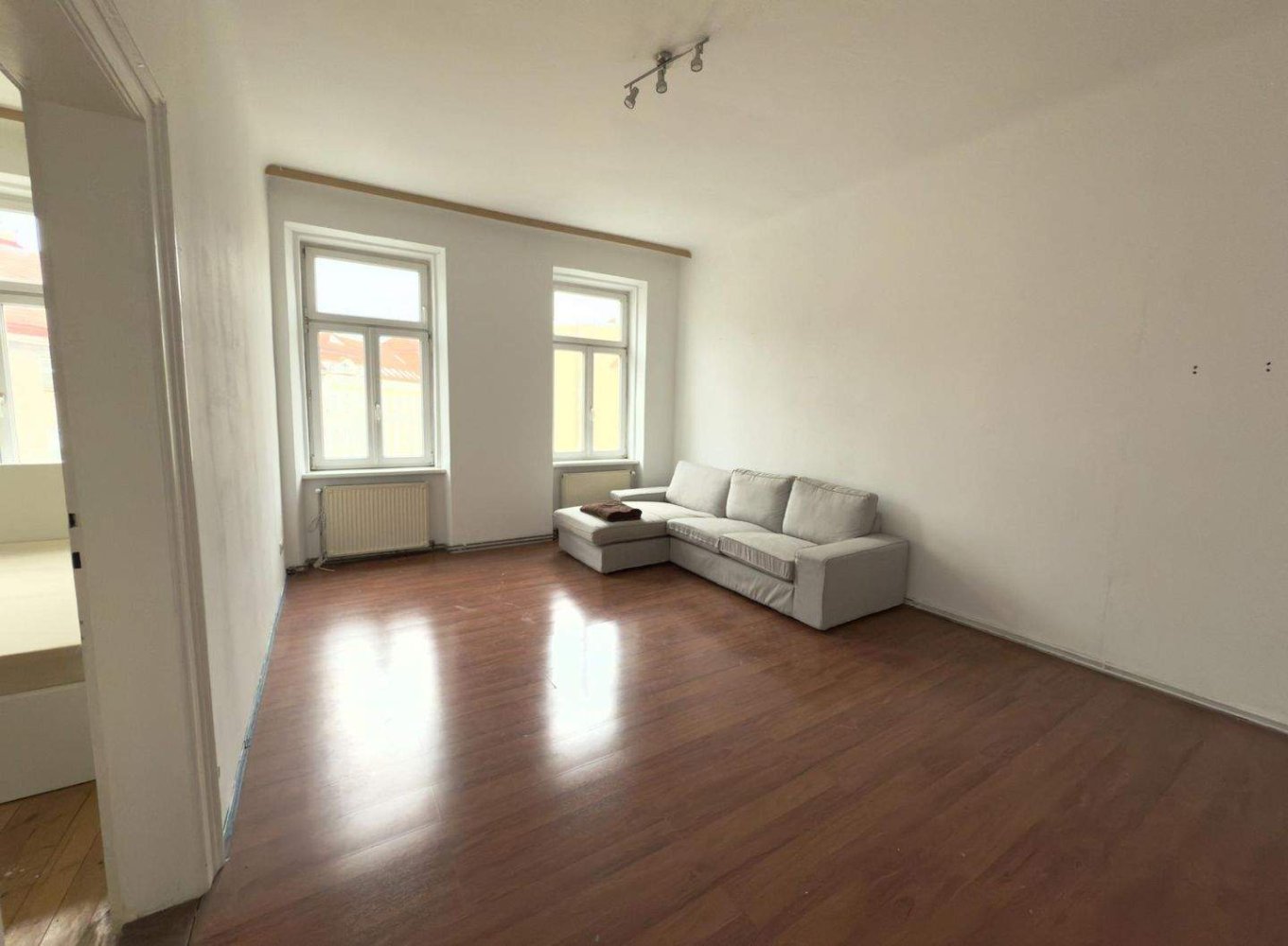 3غرفة شقة في Brigittenau, Austria رقم 207354