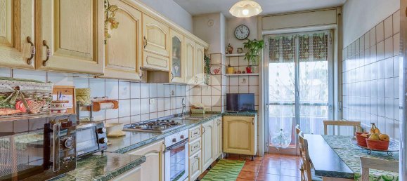 4 rooms Apartment in Busto Arsizio, Italy No. 238946 3