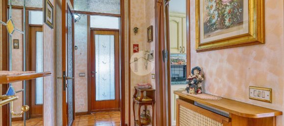 4 rooms Apartment in Busto Arsizio, Italy No. 238946 8