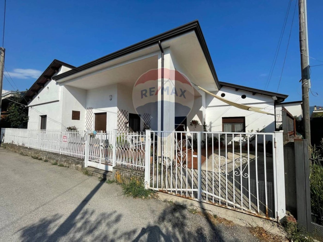 3 bedrooms House in San Salvatore Telesino, Italy No. 278694