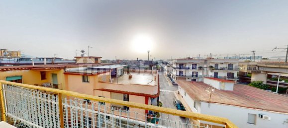 2 Schlafzimmer Wohnung in Pomigliano d'Arco, Italy, Nr. 24641 14