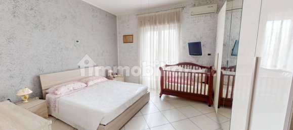 2 Schlafzimmer Wohnung in Pomigliano d'Arco, Italy, Nr. 24641 8