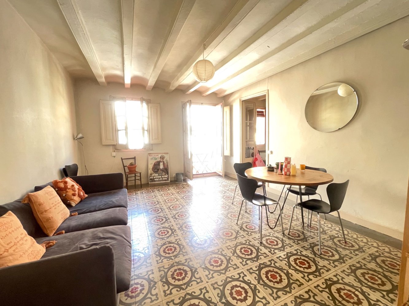 2 Schlafzimmer Wohnung in Ciutat Vella, Spain, Nr. 114984