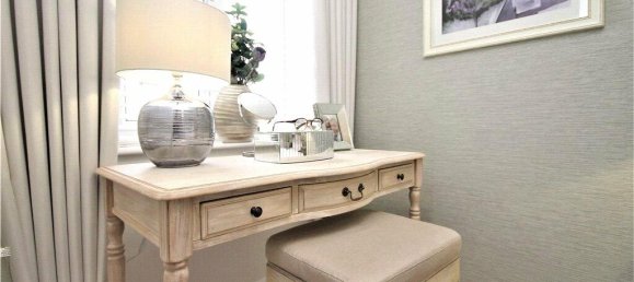 1 bedroom Apartment in Surrey, United Kingdom No. 8578 14