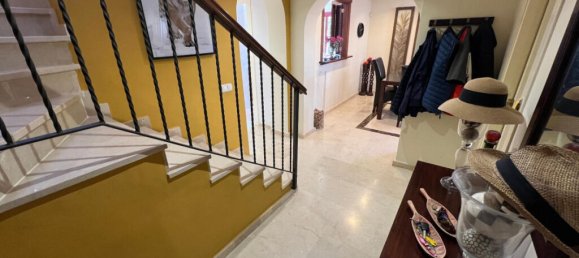 3 bedrooms Penthouse in Alicante, Spain No. 183786 8