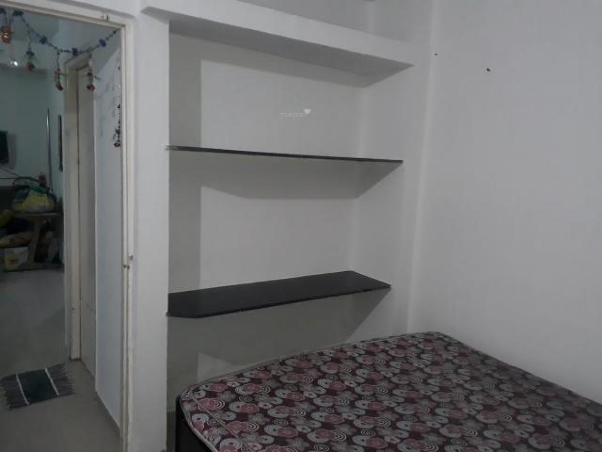 Studio in Amdavad, India No. 26133