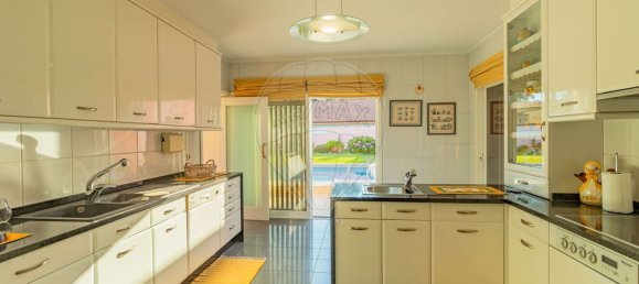 4 Schlafzimmer Haus in Espinho, Portugal, Nr. 28474 9