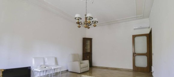 3غرفة شقة في Modena, Italy رقم 35696 5