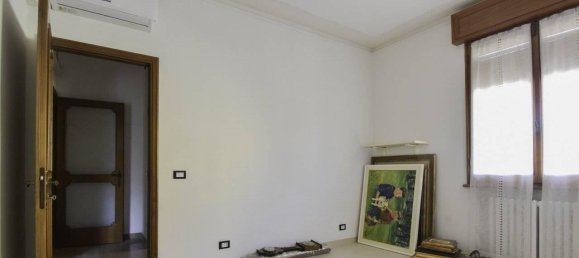 3غرفة شقة في Modena, Italy رقم 35696 8