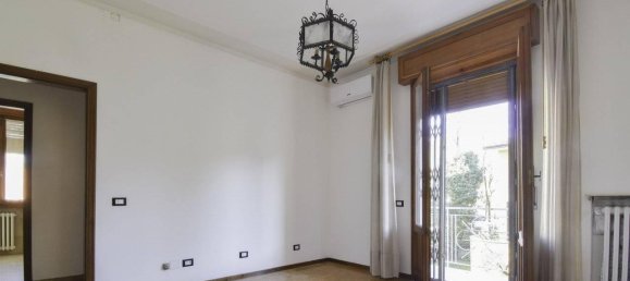 3غرفة شقة في Modena, Italy رقم 35696 11