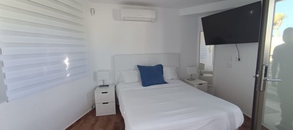 6 bedrooms House in El Rosario, Spain No. 185838 13