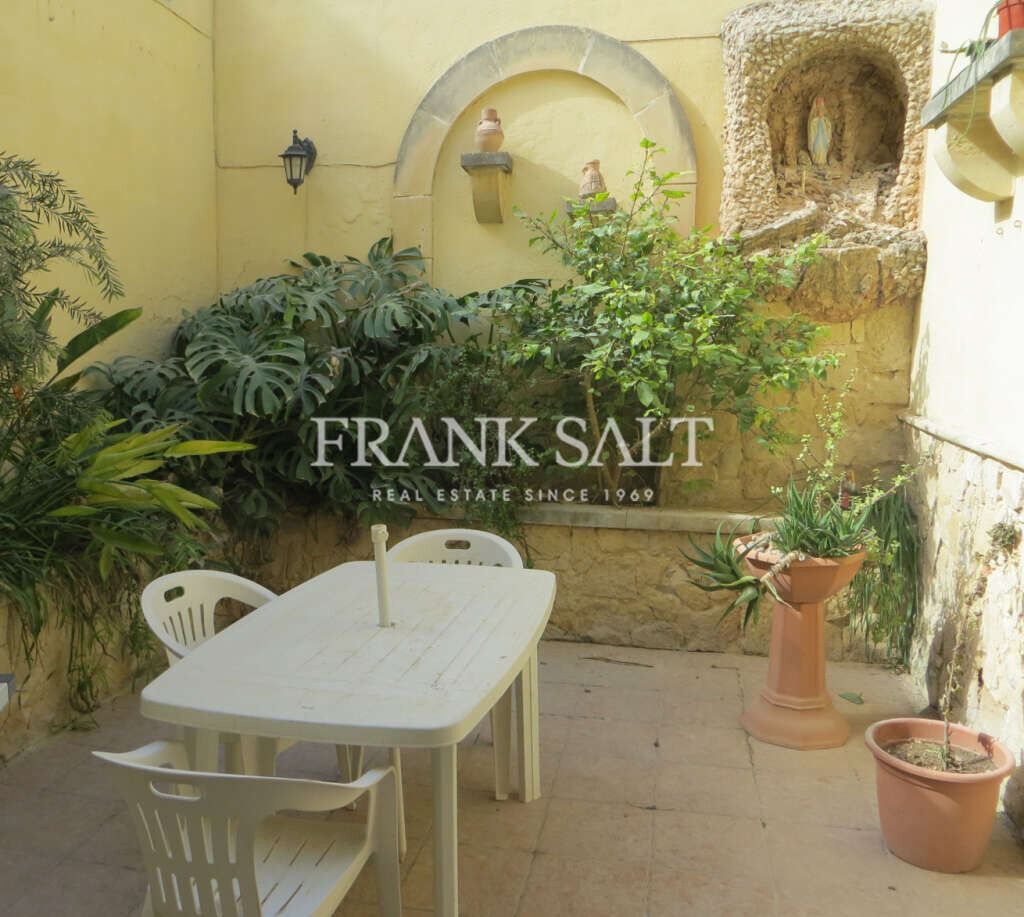 3 bedrooms Townhouse in Birzebbuga, Malta No. 3375