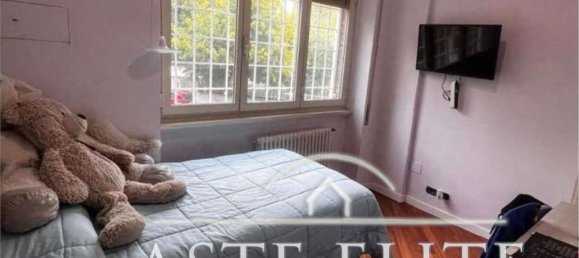 5 bedrooms Apartment in Rome, Italy No. 341119 6