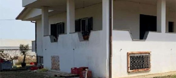 6 rooms Apartment in Cisterna di Latina, Italy No. 100489 14