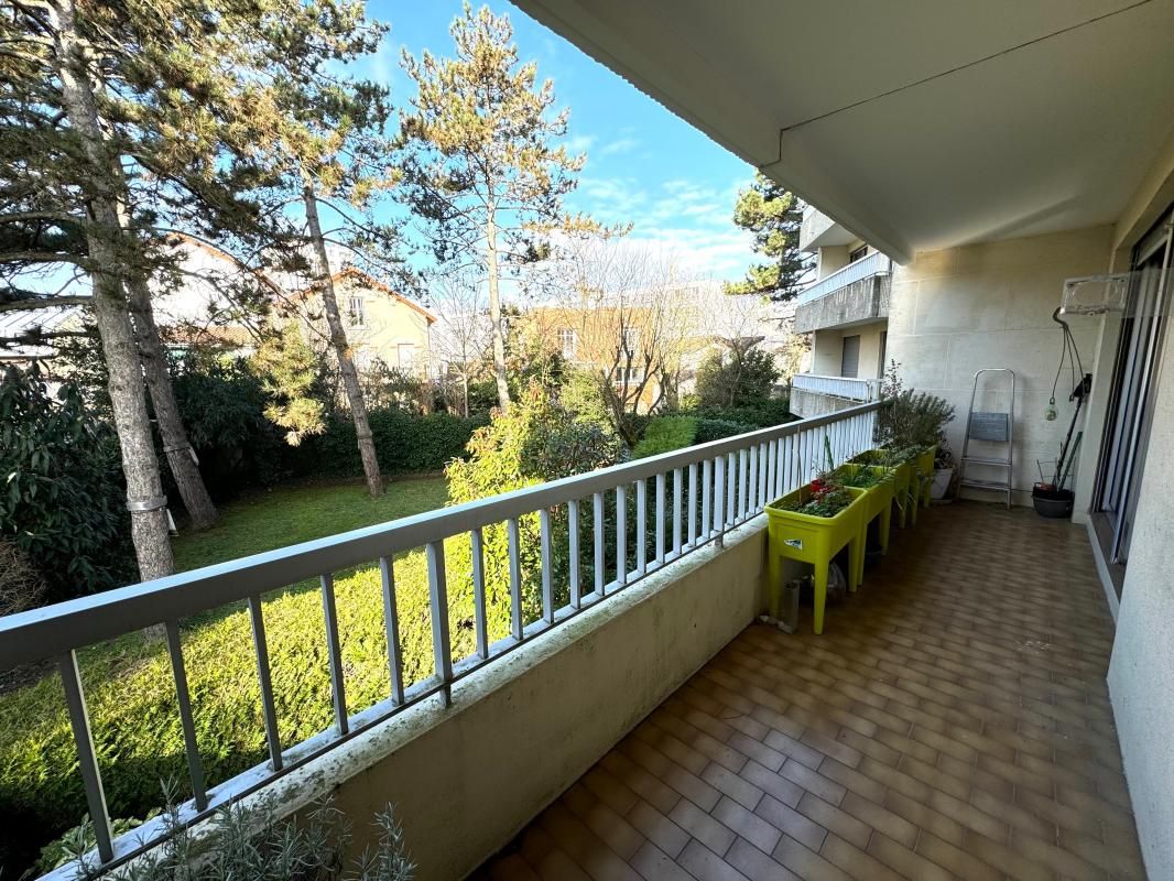 3 غرف نوم شقة في Fontenay-aux-Roses, France رقم 136955