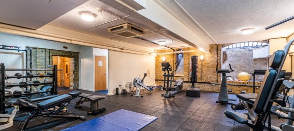 3 bedrooms House in London, United Kingdom No. 14058 18