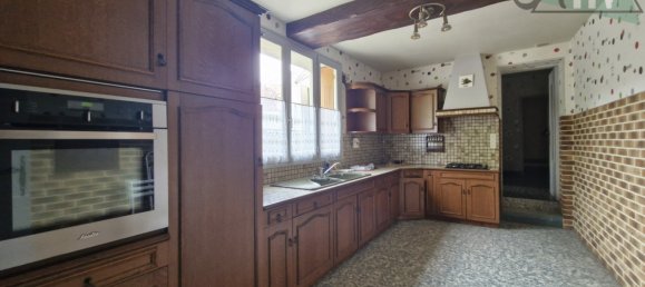 4 Schlafzimmer Villa in Fontaine-Macon, France, Nr. 220040 12