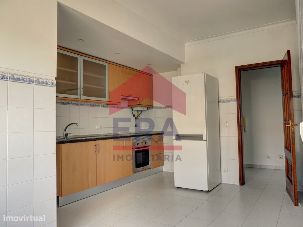 3 bedrooms Apartment in Bombarral, Portugal No. 321482
