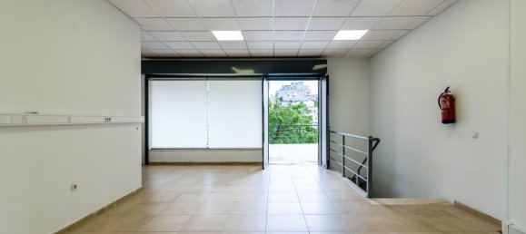 Gewerbliche Immobilie in Amadora, Portugal 162m², Nr. 58841 12
