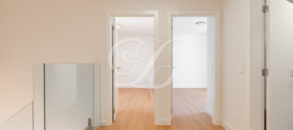 3 bedrooms Villa in Cascais, Portugal No. 94908 16