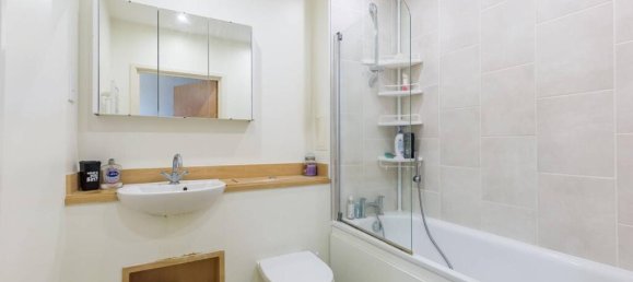 2 bedrooms Apartment in Bow, United Kingdom No. 11749 5