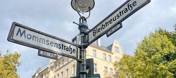 6 rooms Apartment in Charlottenburg, Germany No. 13398 9