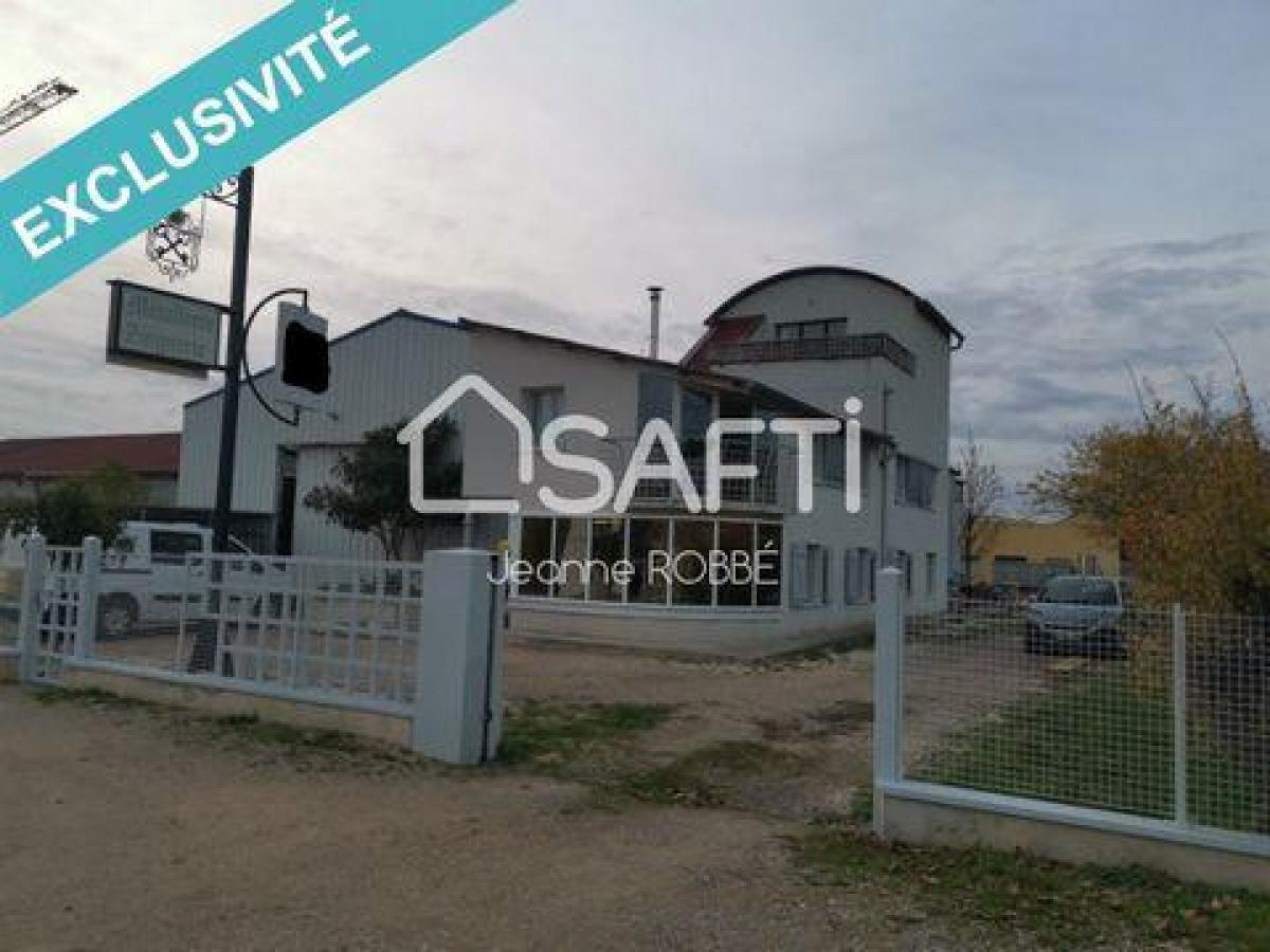  مكتب في Dijon, France 544متر مربع رقم 18651