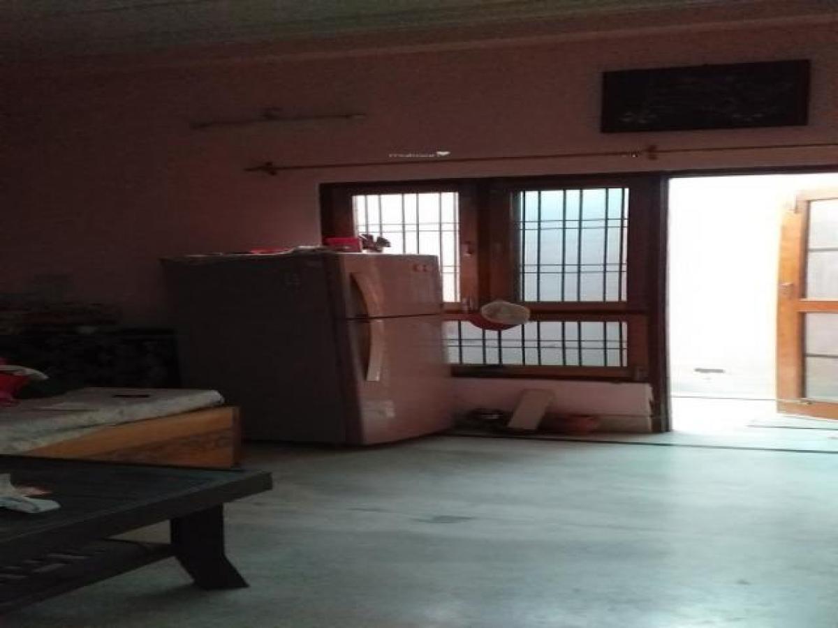 Casa T4 em Lucknow, India N.º 16418