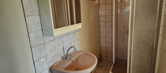 2 Schlafzimmer Haus in Migennes, France, Nr. 275873 6