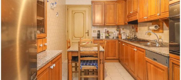 7غرفة شقة في Turin, Italy رقم 155807 13