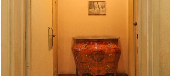 7غرفة شقة في Turin, Italy رقم 155807 19