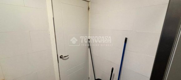 Apartamento de 3 habitaciónes en Móstoles, Spain No. 135887 3