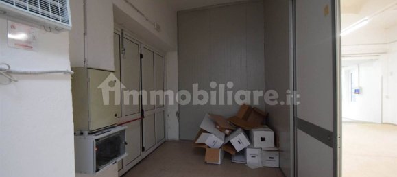 5 rooms Commercial property in Piacenza, Italy No. 210630 7
