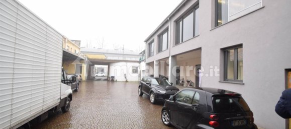 5 rooms Commercial property in Piacenza, Italy No. 210630 13