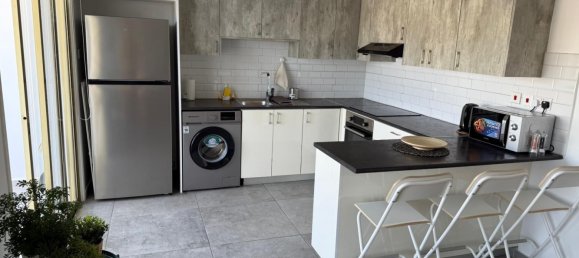 2 chambres Appartement à Larnaca, Cyprus No. 26023 6