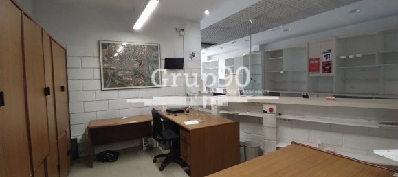 339m² Commercial property in Lleida, Spain No. 106934 20