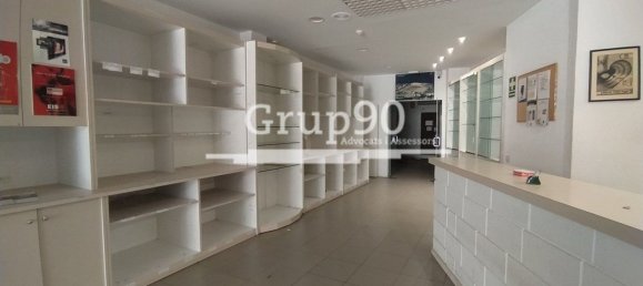 339m² Commercial property in Lleida, Spain No. 106934 21