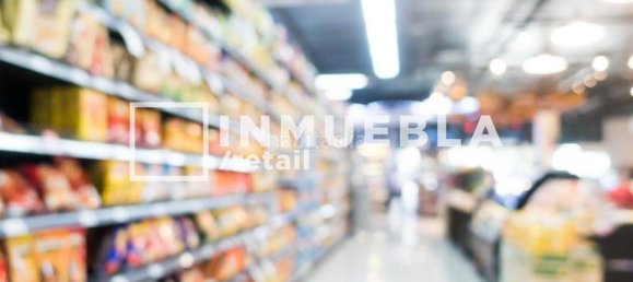 65m² Commercial property in Ciutat Vella, Spain No. 20668 2