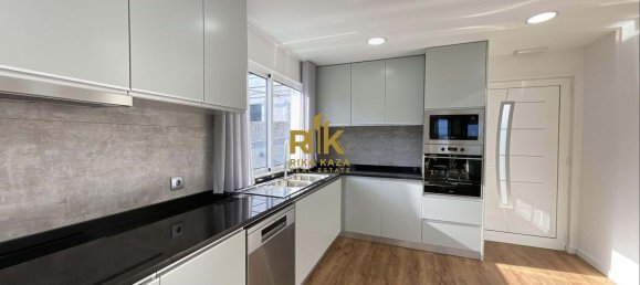 Дом с 3 спальнями в Фуншал, Португалия № 145015 2