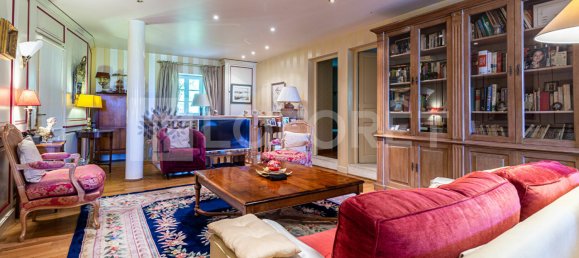 4 bedrooms House in Poisy, France No. 300929 8